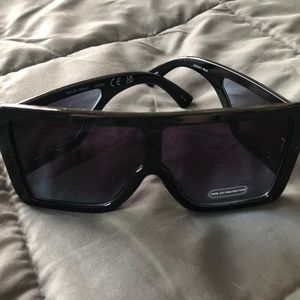 Chunky Sunglasses (Never Worn)